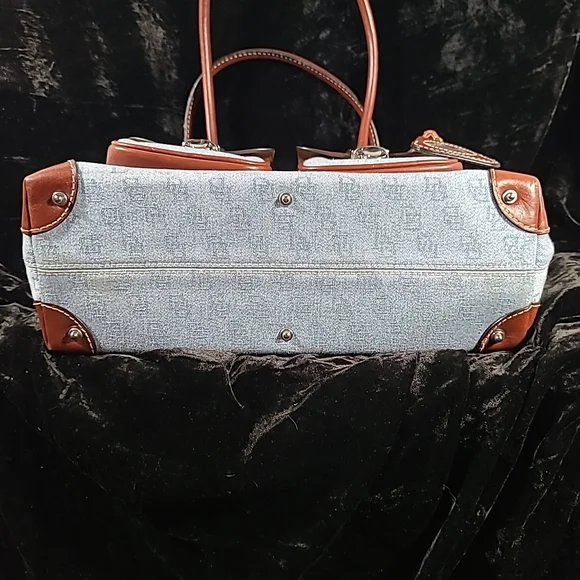 FINAL DISCOUNT Denim and Leather Handbag - Picture 11 of 11